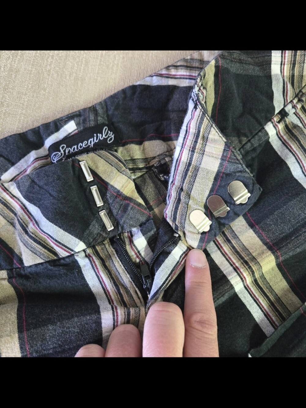 SPACEGIRLZ | Dark Cuffed Y2K Plaid Micro Shorts sz 1 - Picture 3 of 12